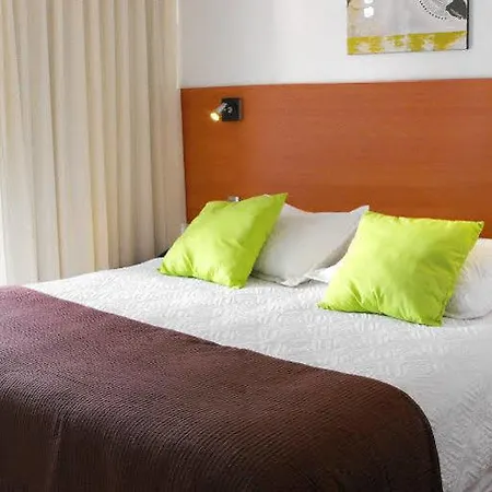 Apart Hotel Intersuites Las Condes